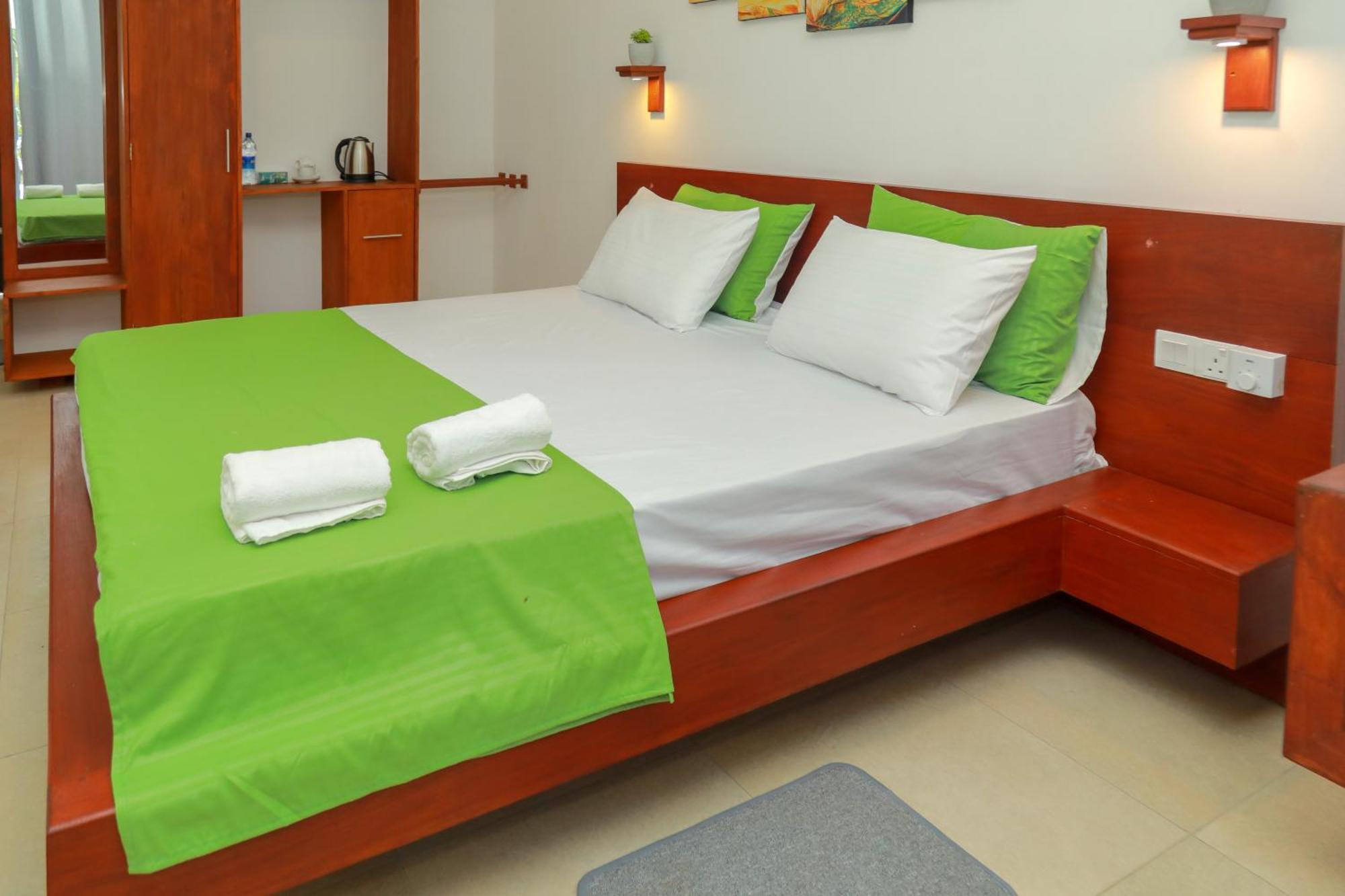 Traveller'S Hotel Hikkaduwa Eksteriør billede