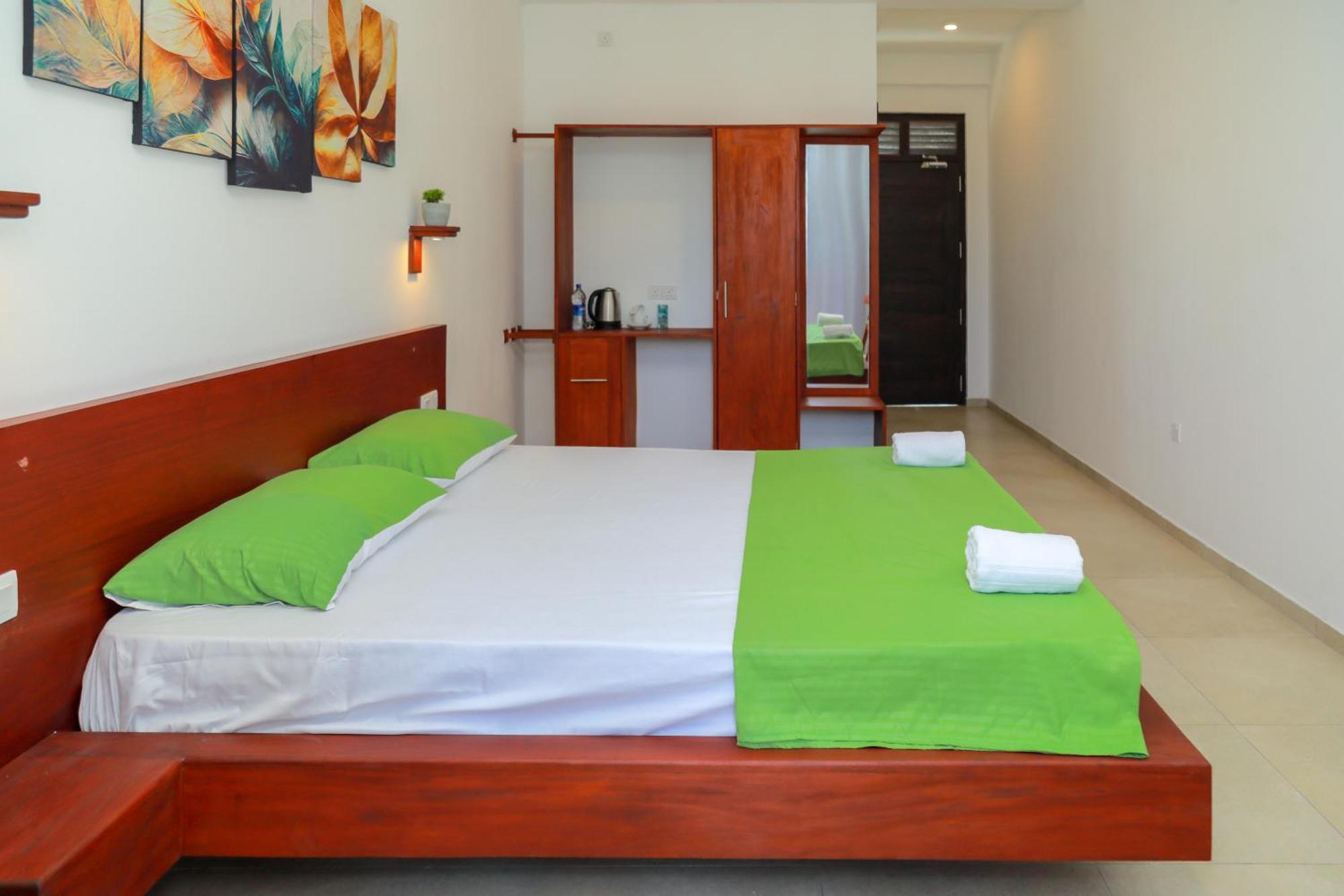 Traveller'S Hotel Hikkaduwa Eksteriør billede