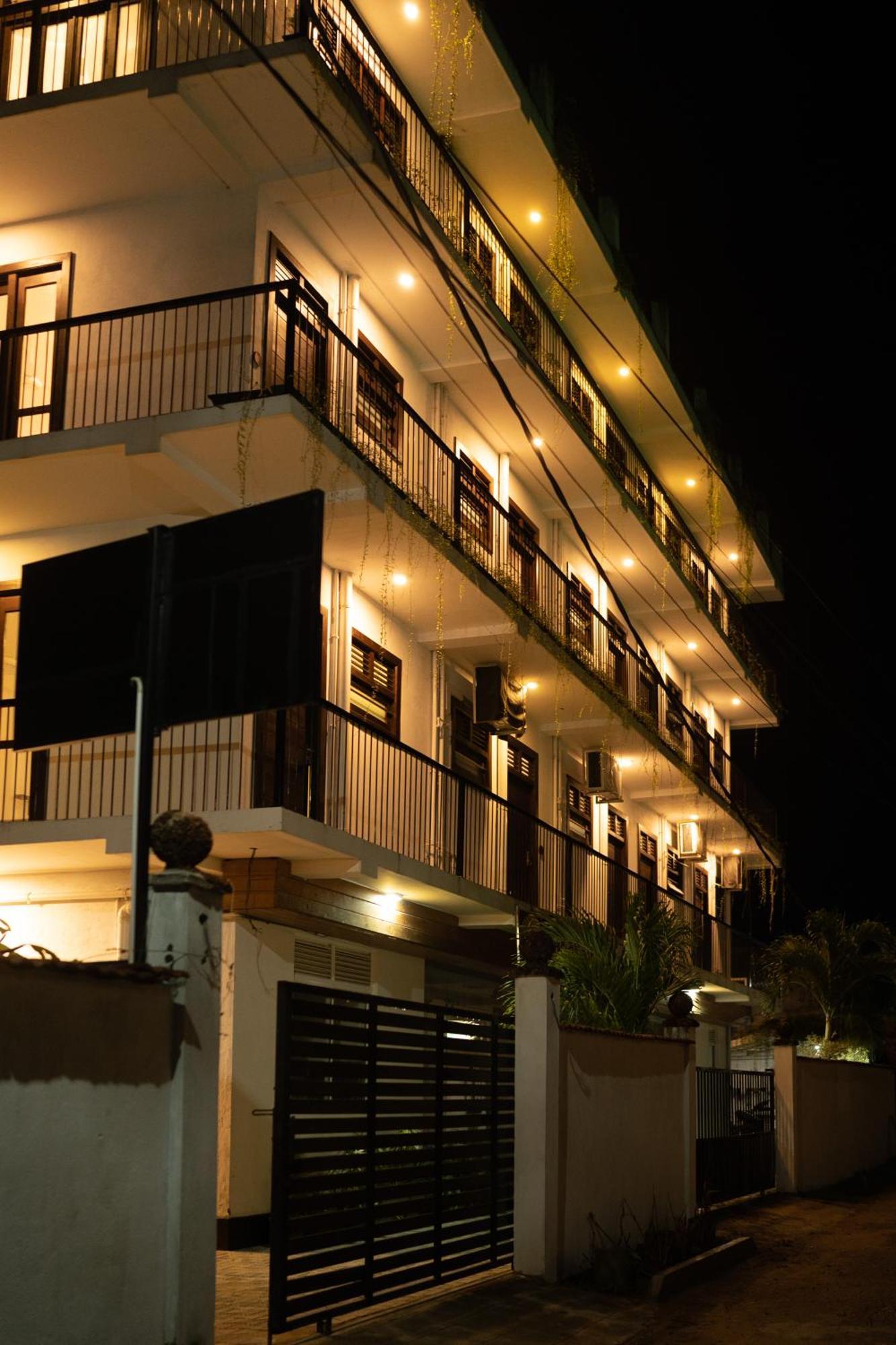 Traveller'S Hotel Hikkaduwa Eksteriør billede